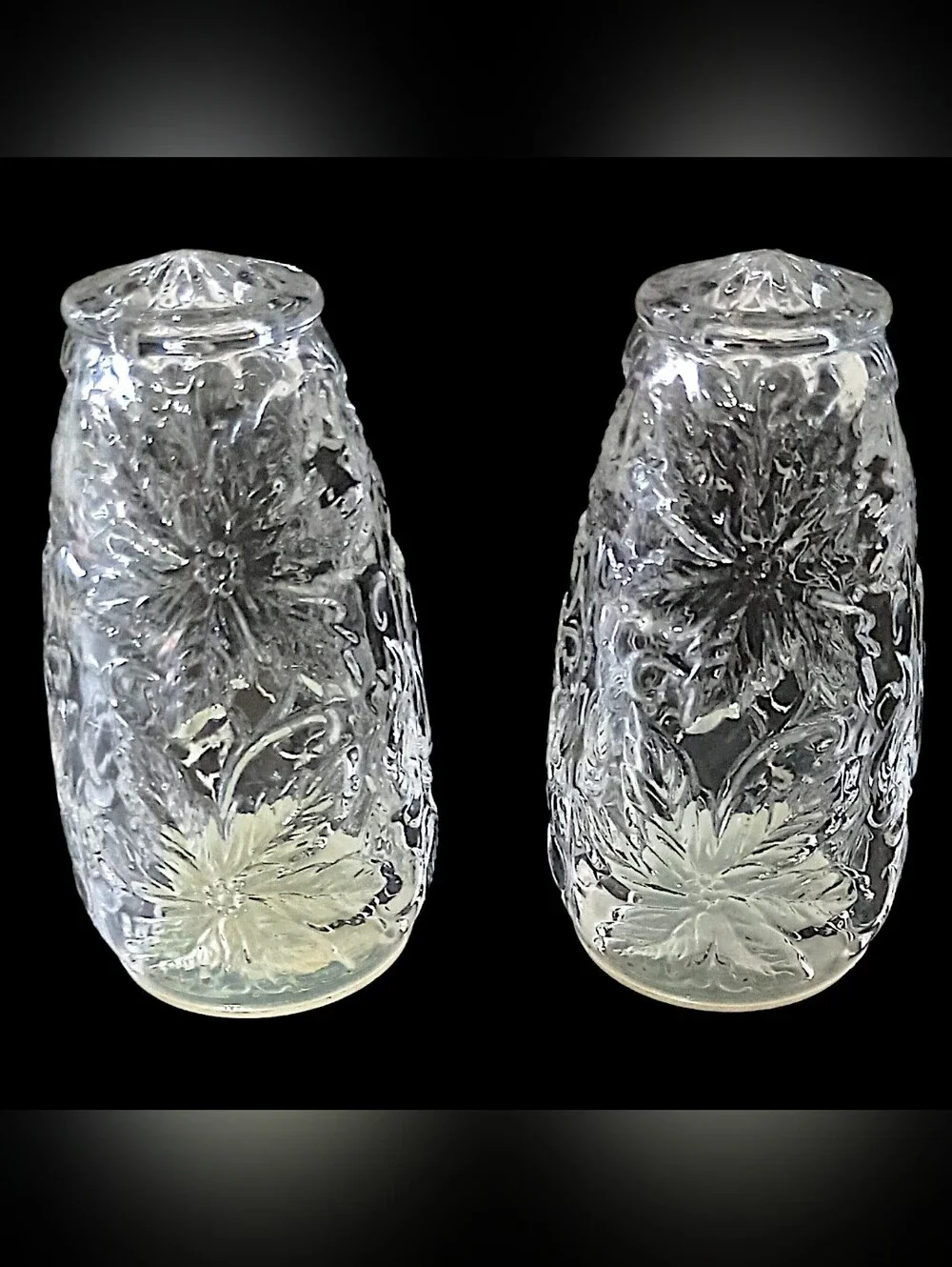 Vintage Princess House Fantasia Salt & Pepper Shakers Crystal Poinsettia Holiday